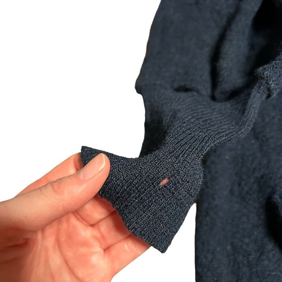 Vintage Pendleton Made In USA Wool Knit Cardigan Sweater XL Navy Blue FLAWED - Picture 8 of 13